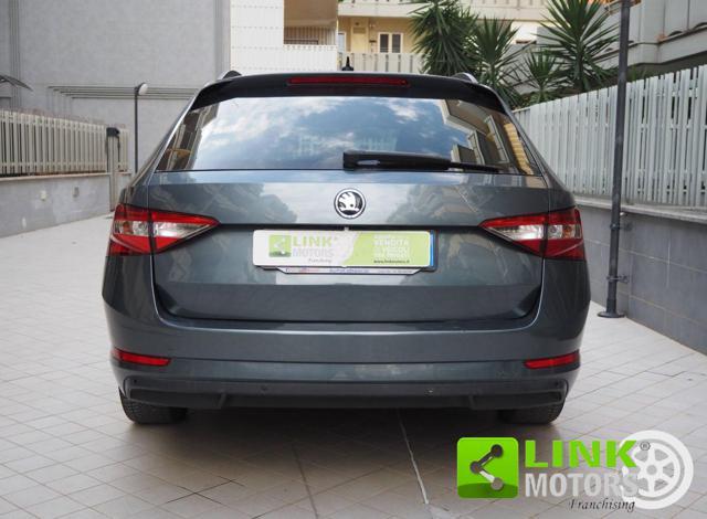 SKODA Superb 2.0 TDI DSG Wagon Executive