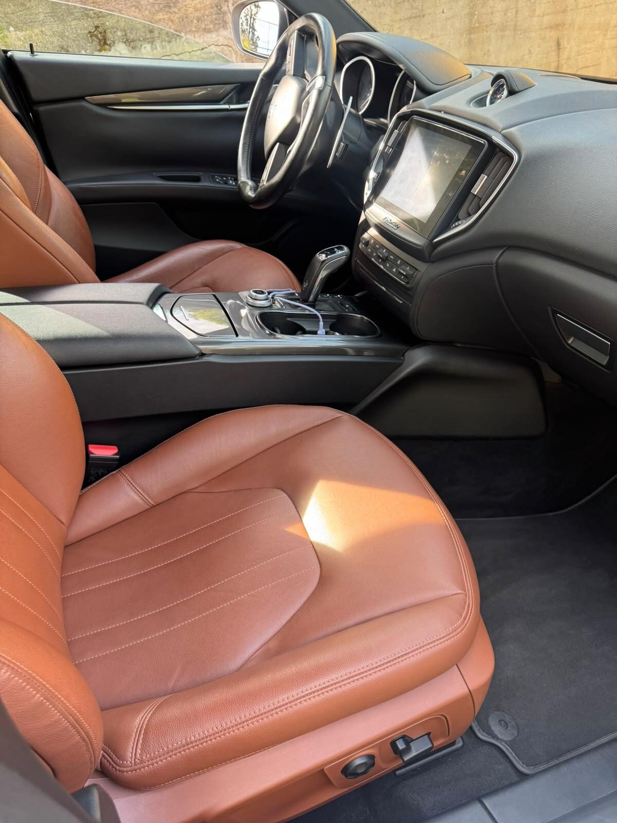 Maserati Ghibli V6 Diesel 275 CV Granlusso