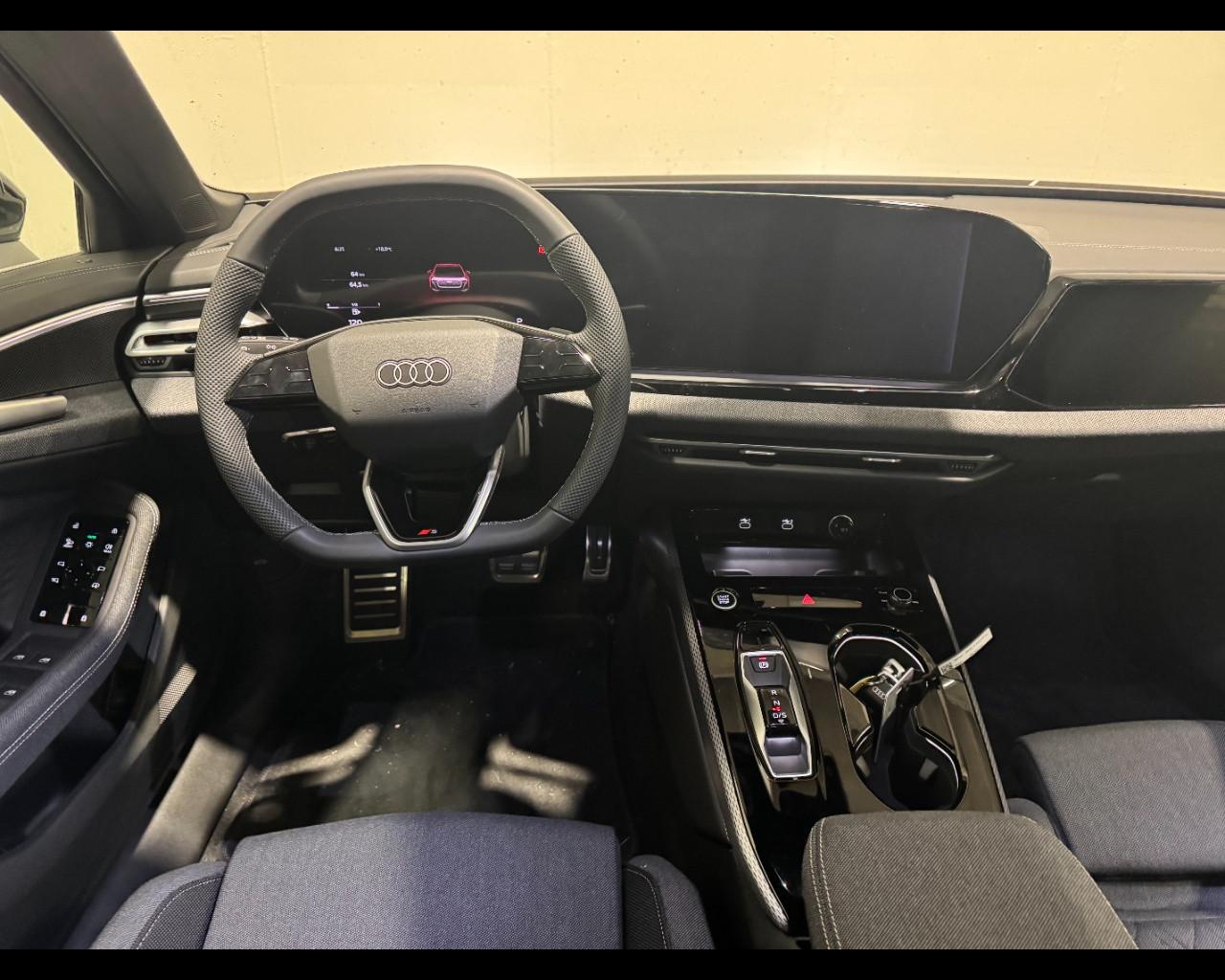 AUDI A5 AVANT 40 TDI S-TRONIC S LINE