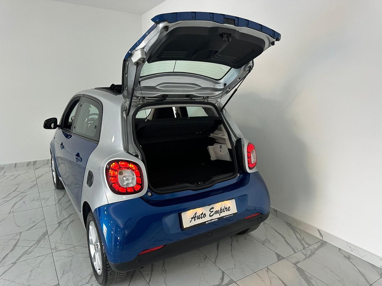 SMART FORFOUR PASSION CABRIO/LED/NAVIGATORE
