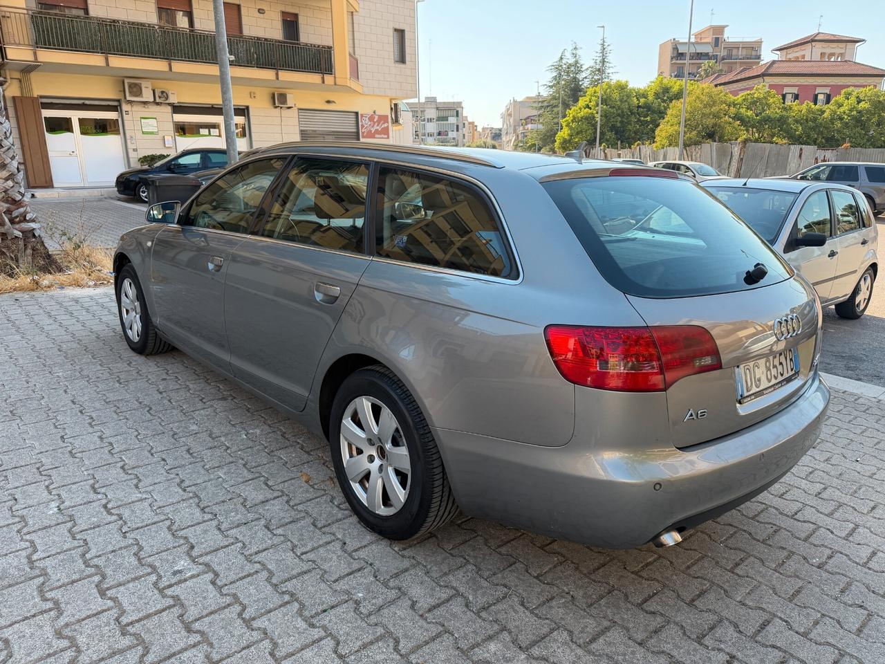Audi A6 Avant 2.7 V6 TDI F.AP. quattro tiptronic