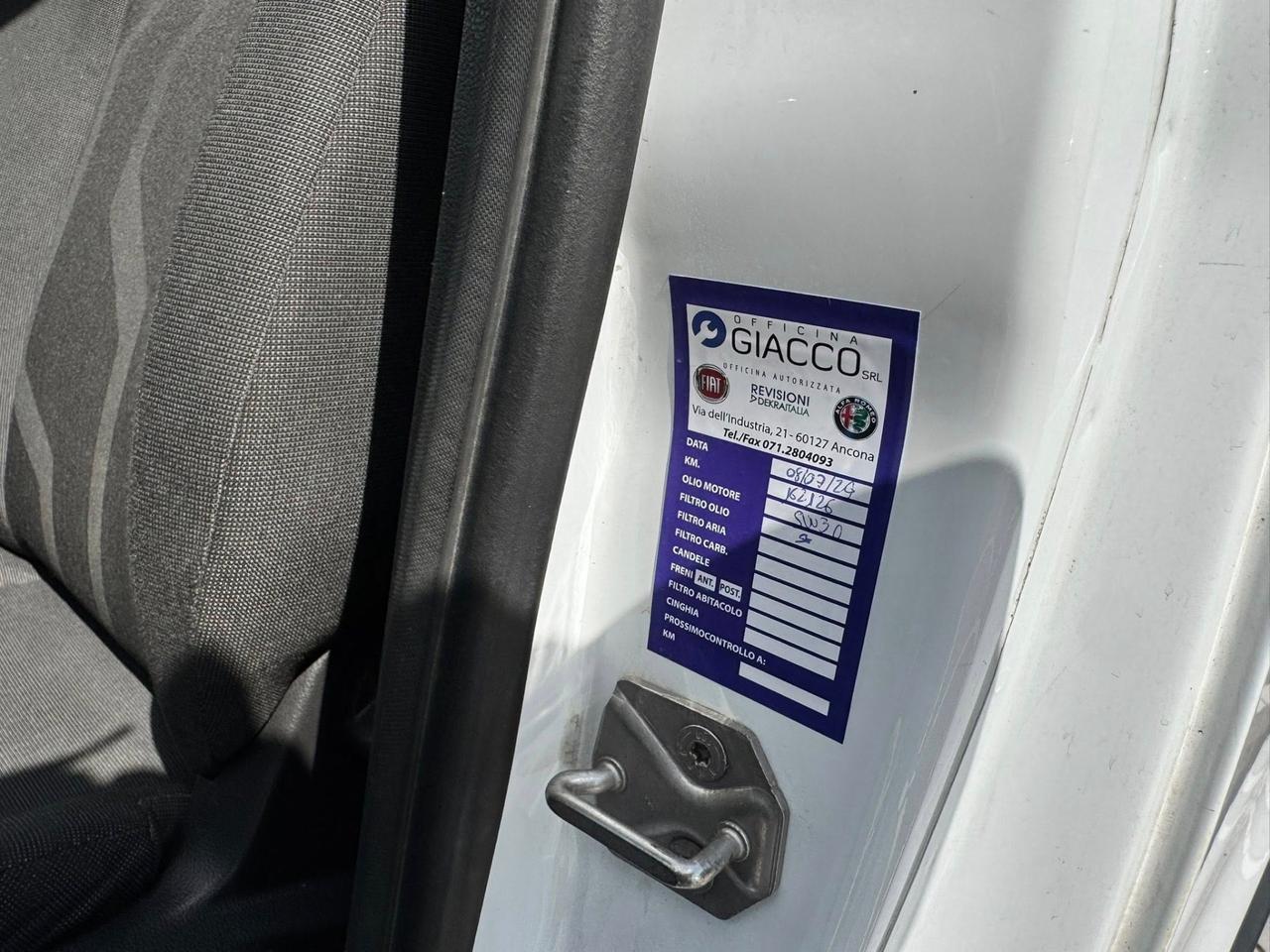 Ford Tourneo Connect Tourneo Connect 1.5 TDCi 100 CV Plus