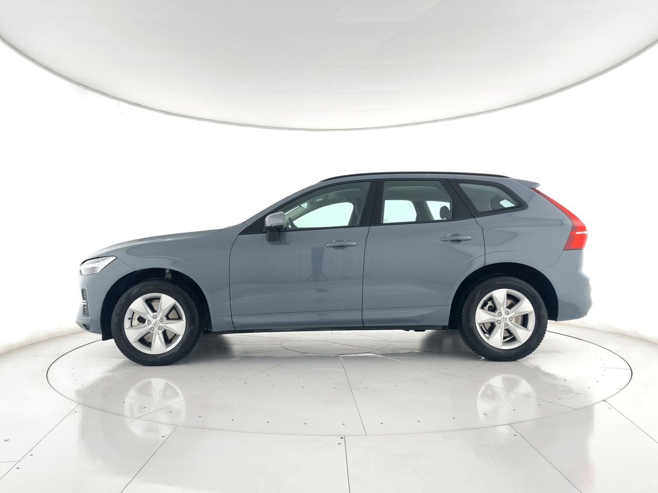 VOLVO XC60 2.0 b4 Momentum awd auto CAMERA+APP CONNECT+FULL LED