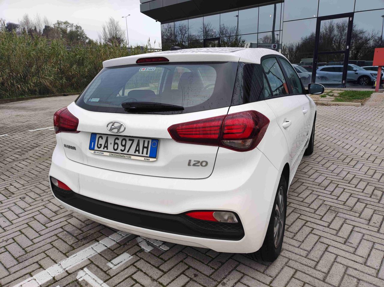 HYUNDAI i20 II - i20 1.2 mpi Tech 75cv 5p