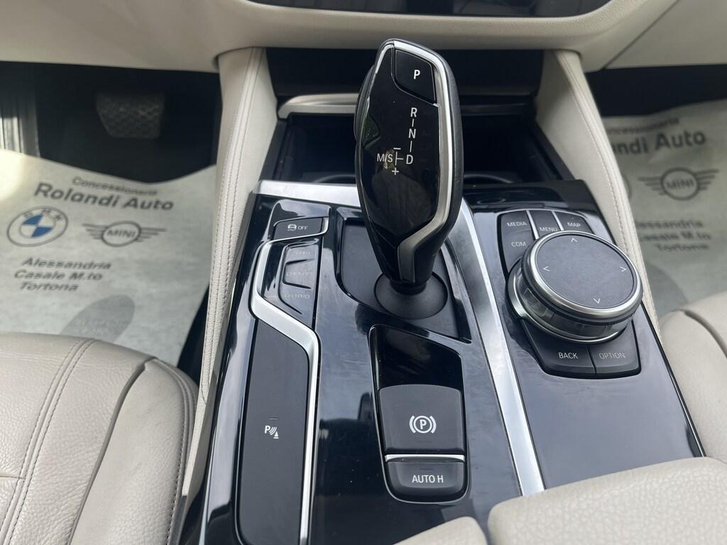 BMW Serie 5 Touring 520 d Luxury Steptronic