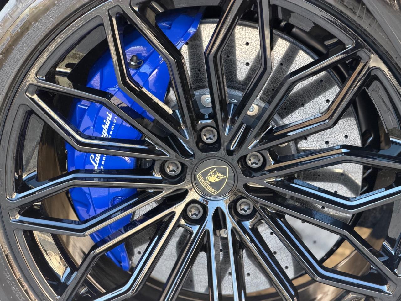 Lamborghini Urus 4.0 SE V8 HYBRID 800 CV TETTO B&O 23'