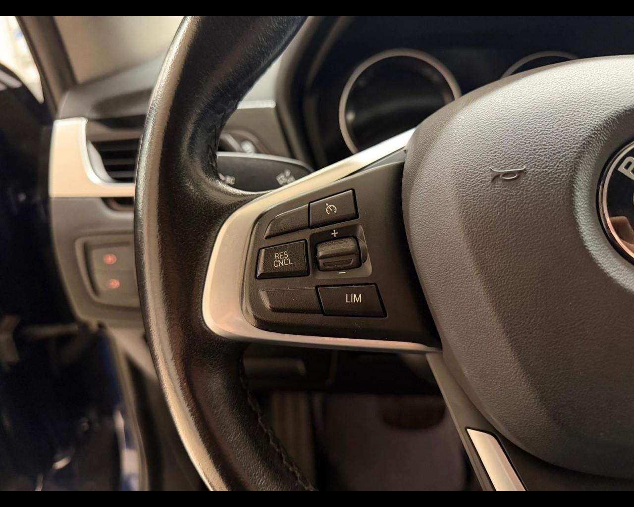 BMW X1 (F48) - X1 sDrive18d xLine