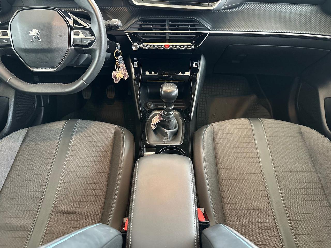 Peugeot 208 Allure Pack 1.2 PureTech 100 #7911