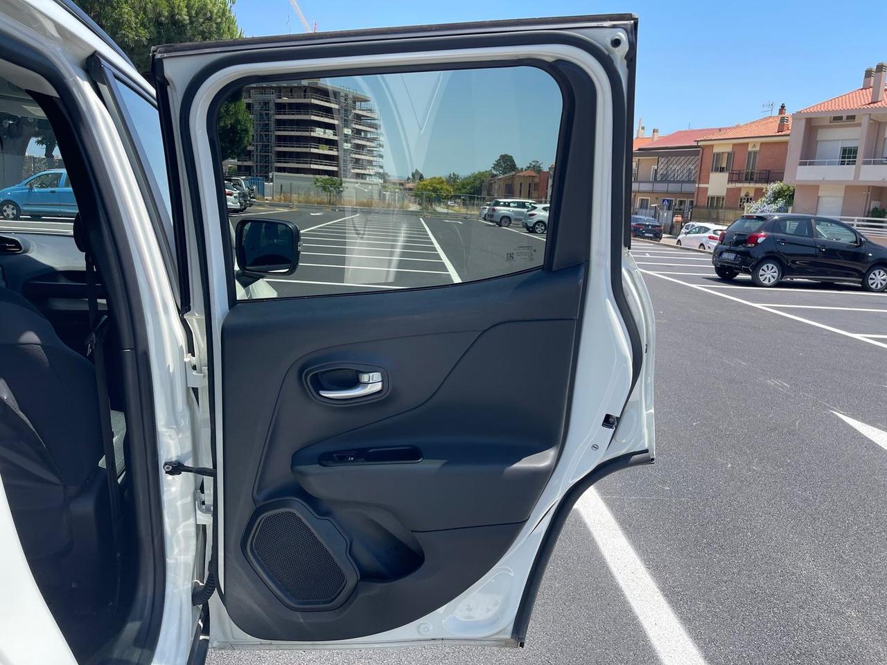 Jeep Renegade 1.5 GSE e-HYBRID MHEV Limited #11416