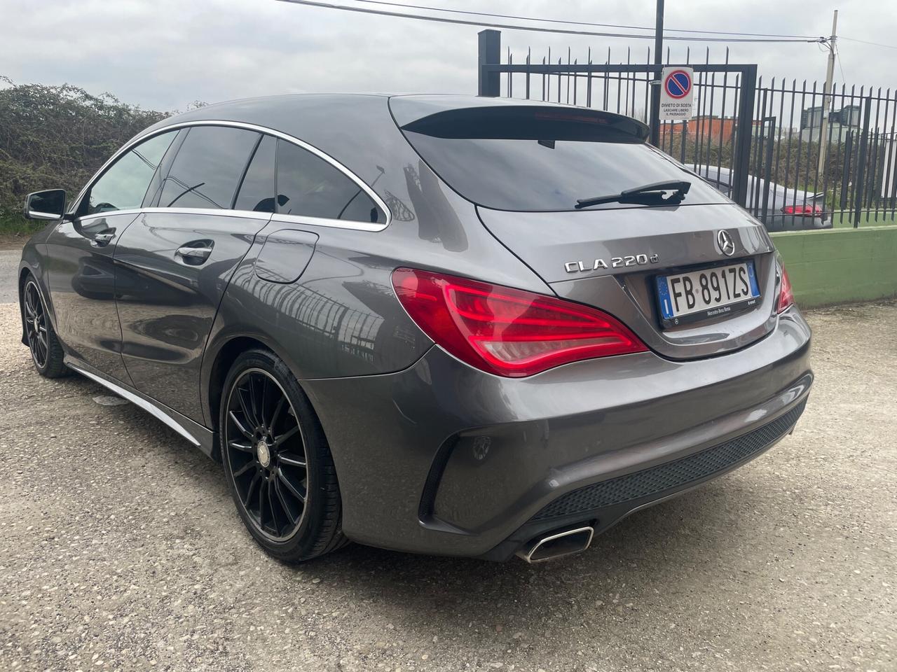 Mercedes-benz CLA 220 d S.W. Automatic Premium Dark Night