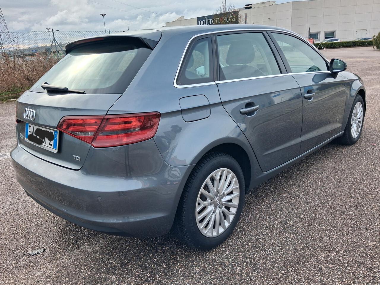 Audi A3 1.6 TDI clean diesel S tronic Ambiente