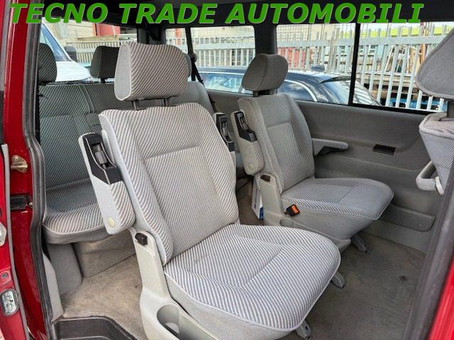 VOLKSWAGEN Transporter 2.5 Cat. Caravelle GL