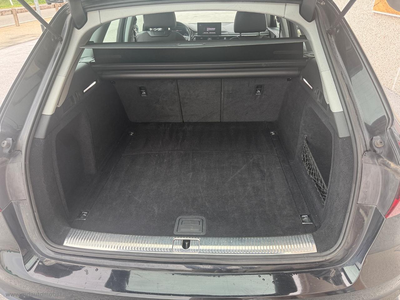 AUDI A4 Avant 30 TDI/136CV S tr. Business Adv RESTYLING ADVANCED