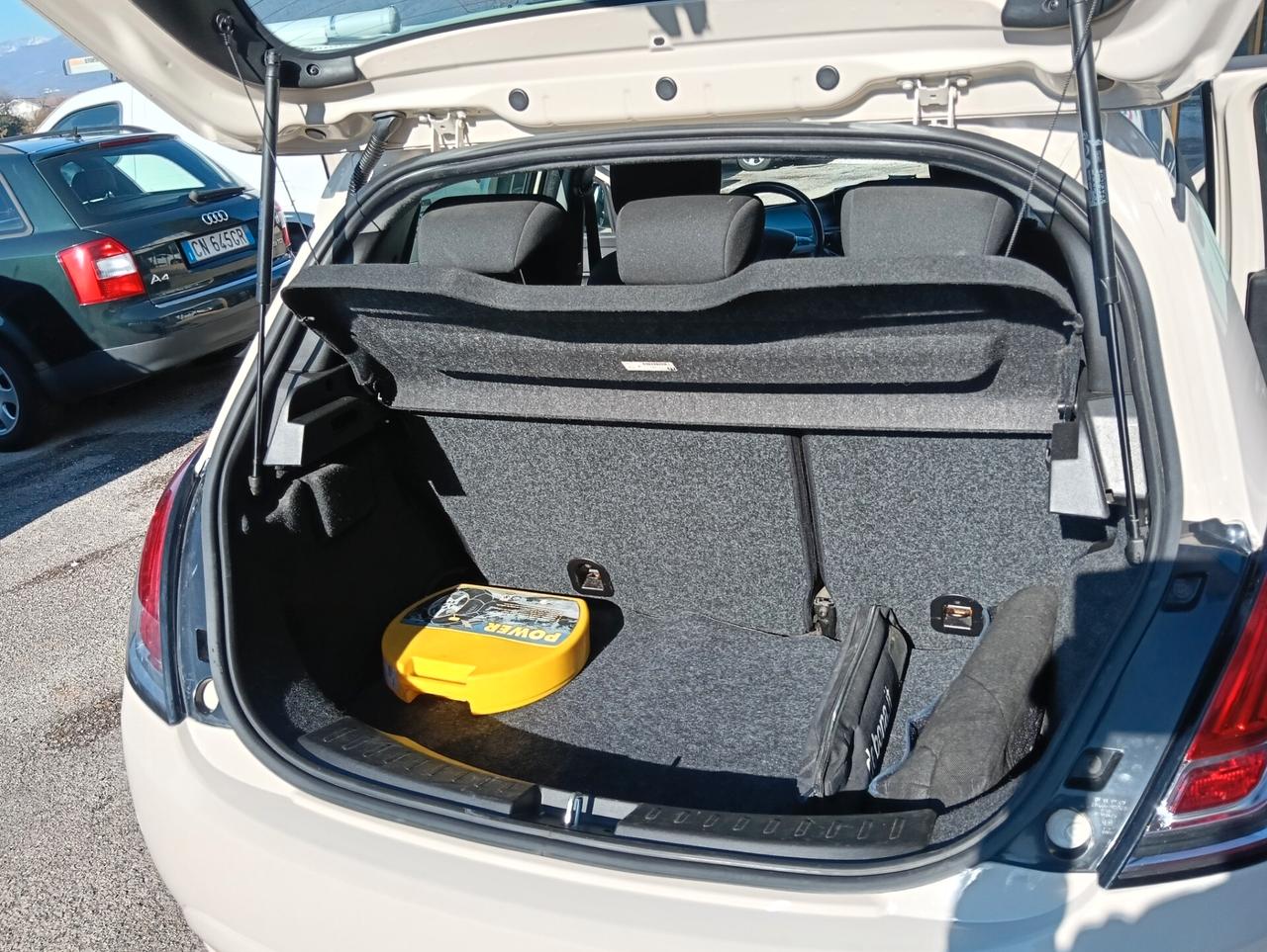 Lancia Ypsilon 1.2 69 CV 5 porte GPL Ecochic Gold