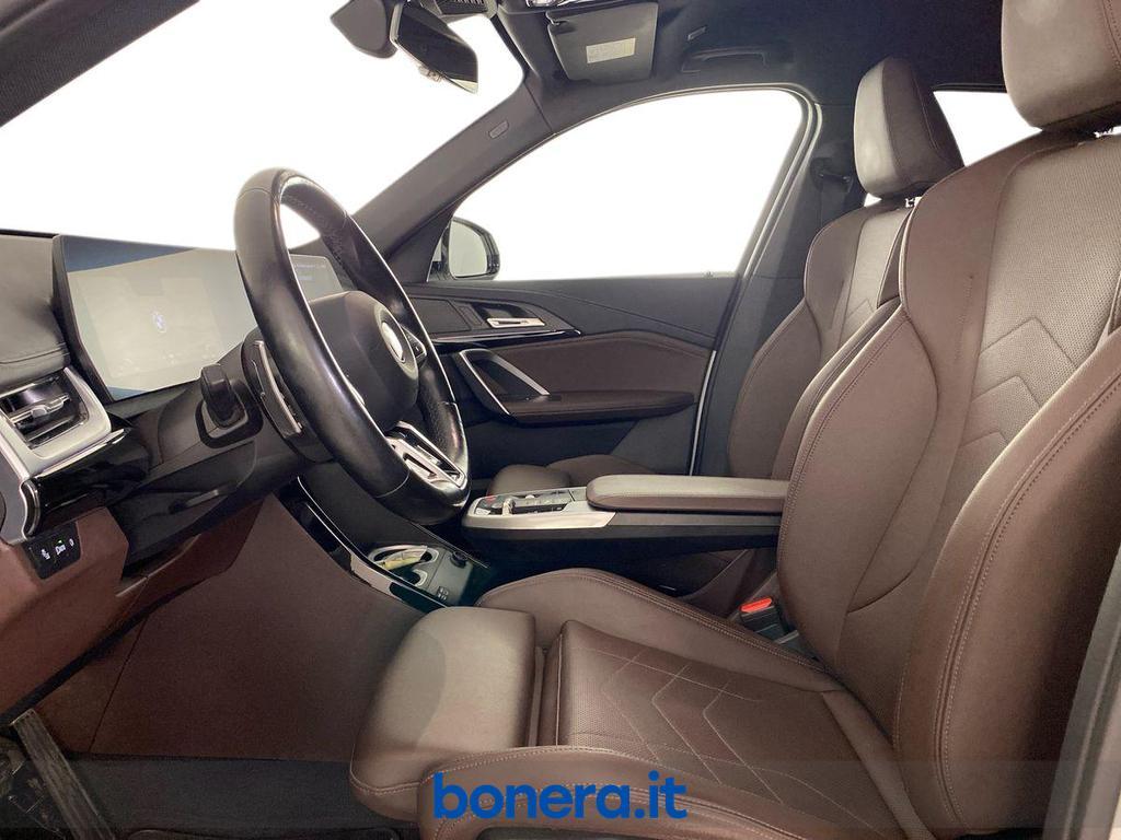 BMW X1 18 d X-Line Edition Essence sDrive DCT