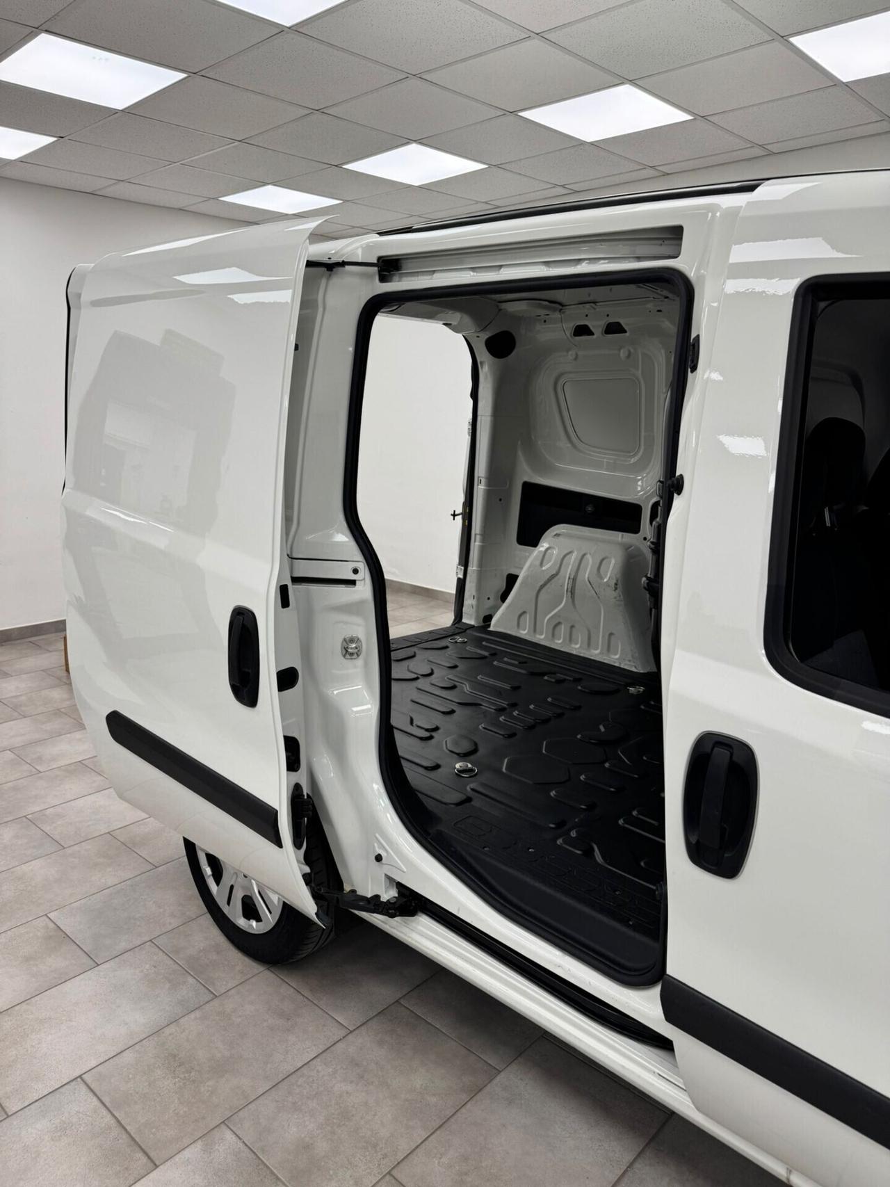 FIAT DOBLO 1.6 MJT LOUNGE