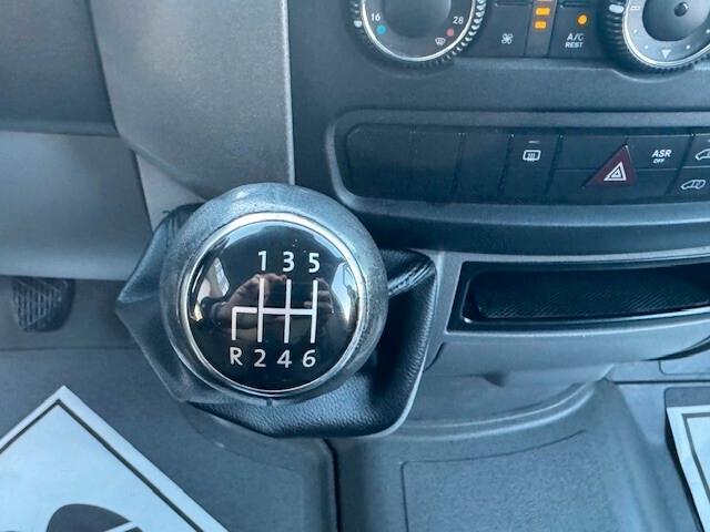 Volkswagen Crafter Bus 2.0 TDI 136CV 9 posti