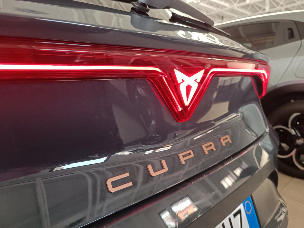 Cupra Leon 1.5 hybrid 150cv dsg