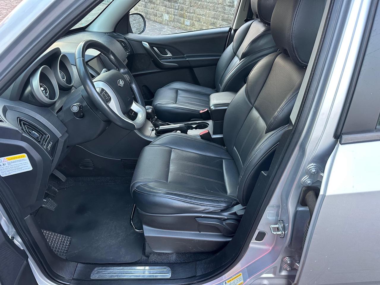 Mahindra XUV500 7 POSTI 2.2 16V AWD W10