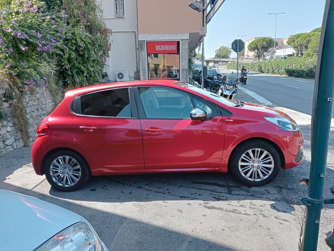 Peugeot 208 BlueHDi 75 S&S 3 porte Active OK neopatentati