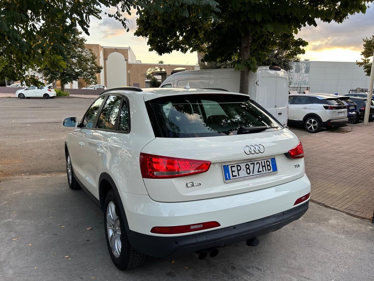 Audi Q3 TDI KM.80.000! Gancio traino