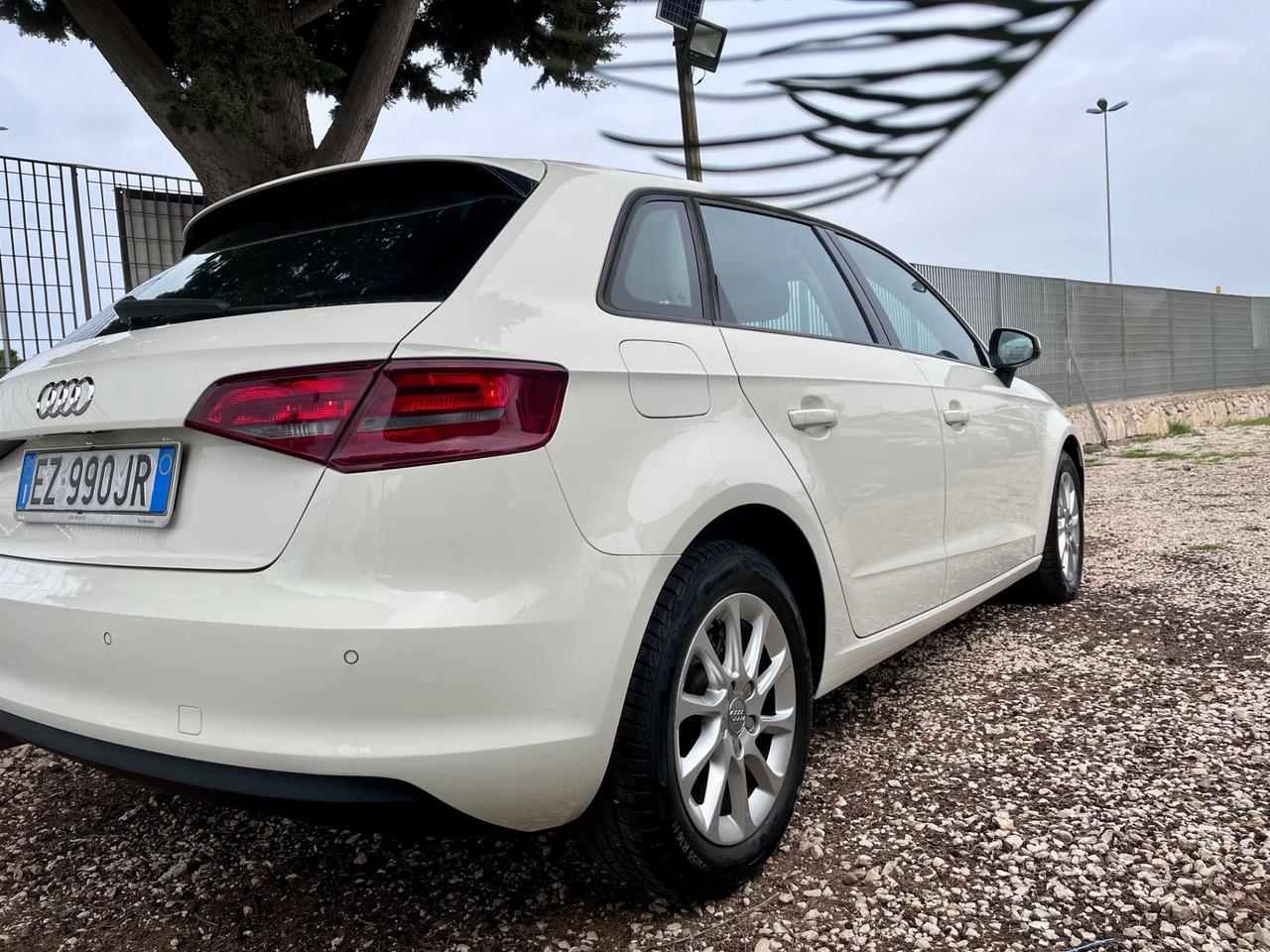 Audi A3 SPB 1.6 TDI clean diesel Business