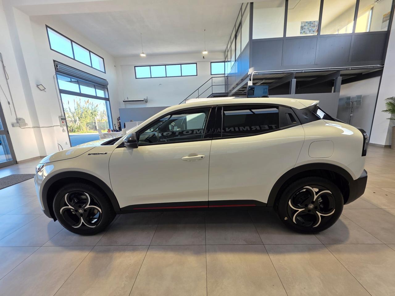 Alfa Romeo Junior 1.2 136 CV Hybrid eDCT6 Speciale