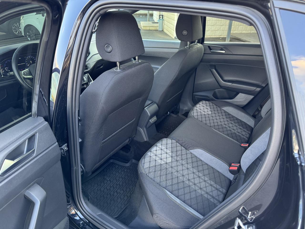 Volkswagen Taigo 1.0 TSI 115 CV R-Line