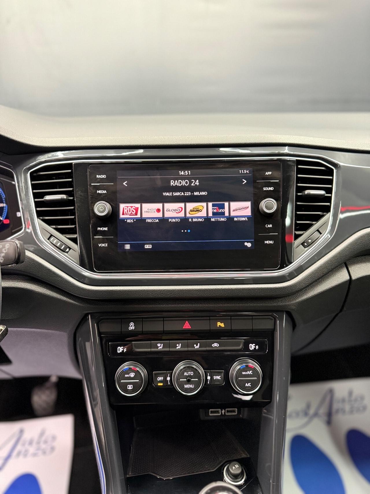 Volkswagen T-Roc 1.6 TDI SCR Advanced BLACK 10/2018