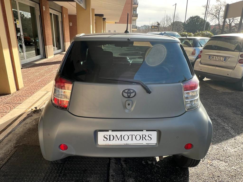 Toyota iQ 1.0 Trend CVT EU5