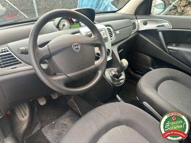 LANCIA Ypsilon 1.3 MJT 75 CV Unyca