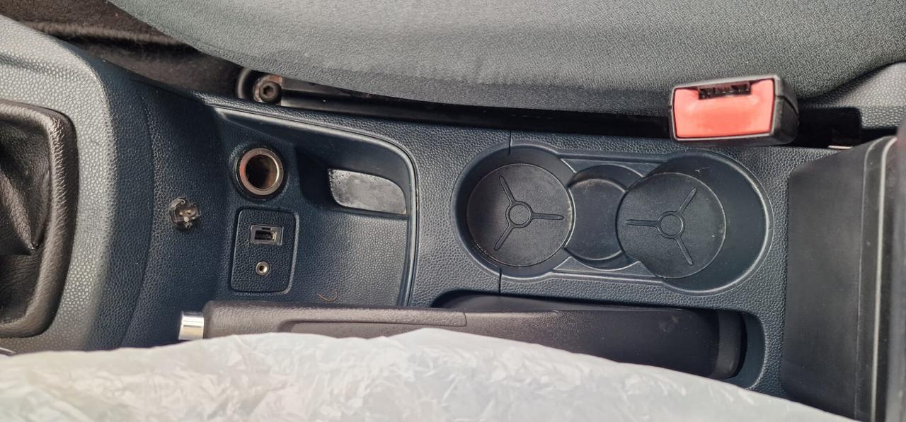 Ford Fiesta 1.2 82 CV 5 porte Titanium 2011