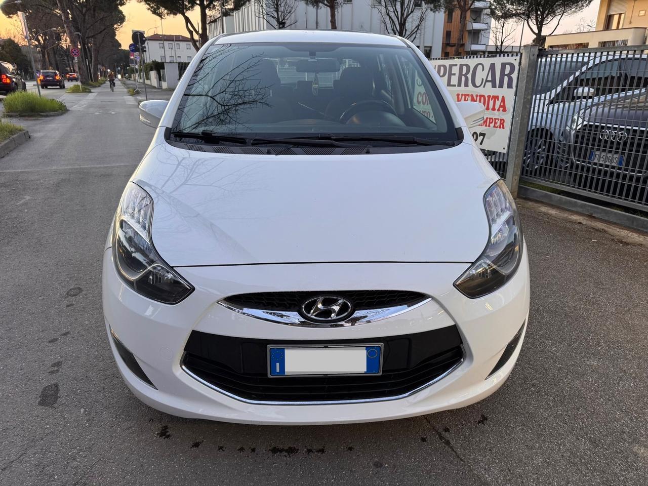 Hyundai iX20 1.4 CRDI 90 CV neopaten garanzia 12 m