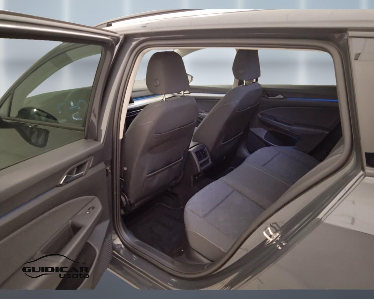 VOLKSWAGEN Golf VIII 2020 Variant - Golf Variant 2.0 tdi Life 115cv dsg