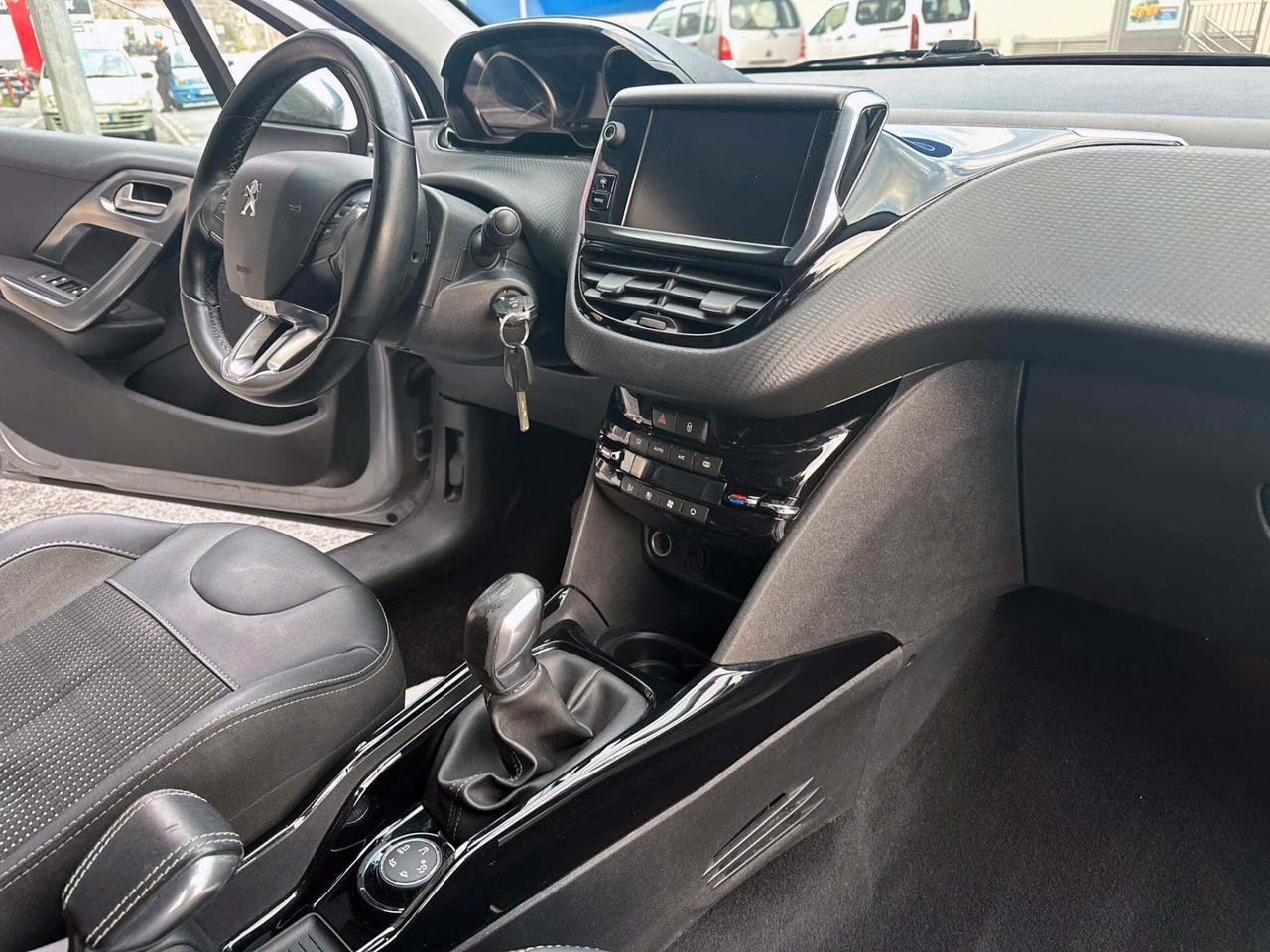 Peugeot 2008 BlueHDi 100 CV Black Matt 2 Proprietari Retrocamera Grip Control
