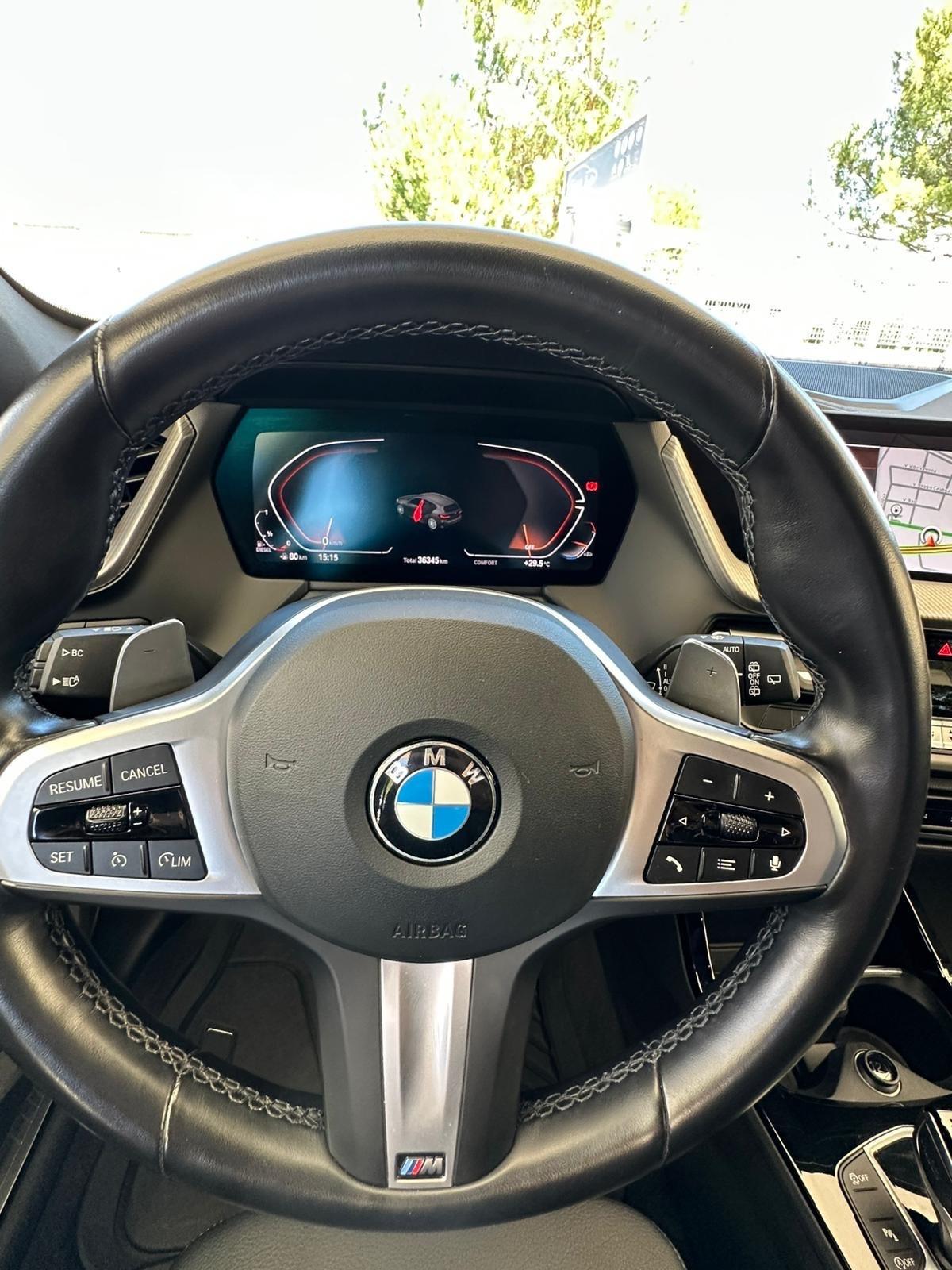 Bmw 118 118d 5p. Msport