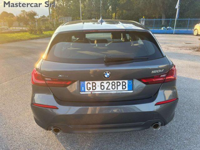 BMW 120 Serie 1 F40 120d xdrive Bus Adva auto GB628PB
