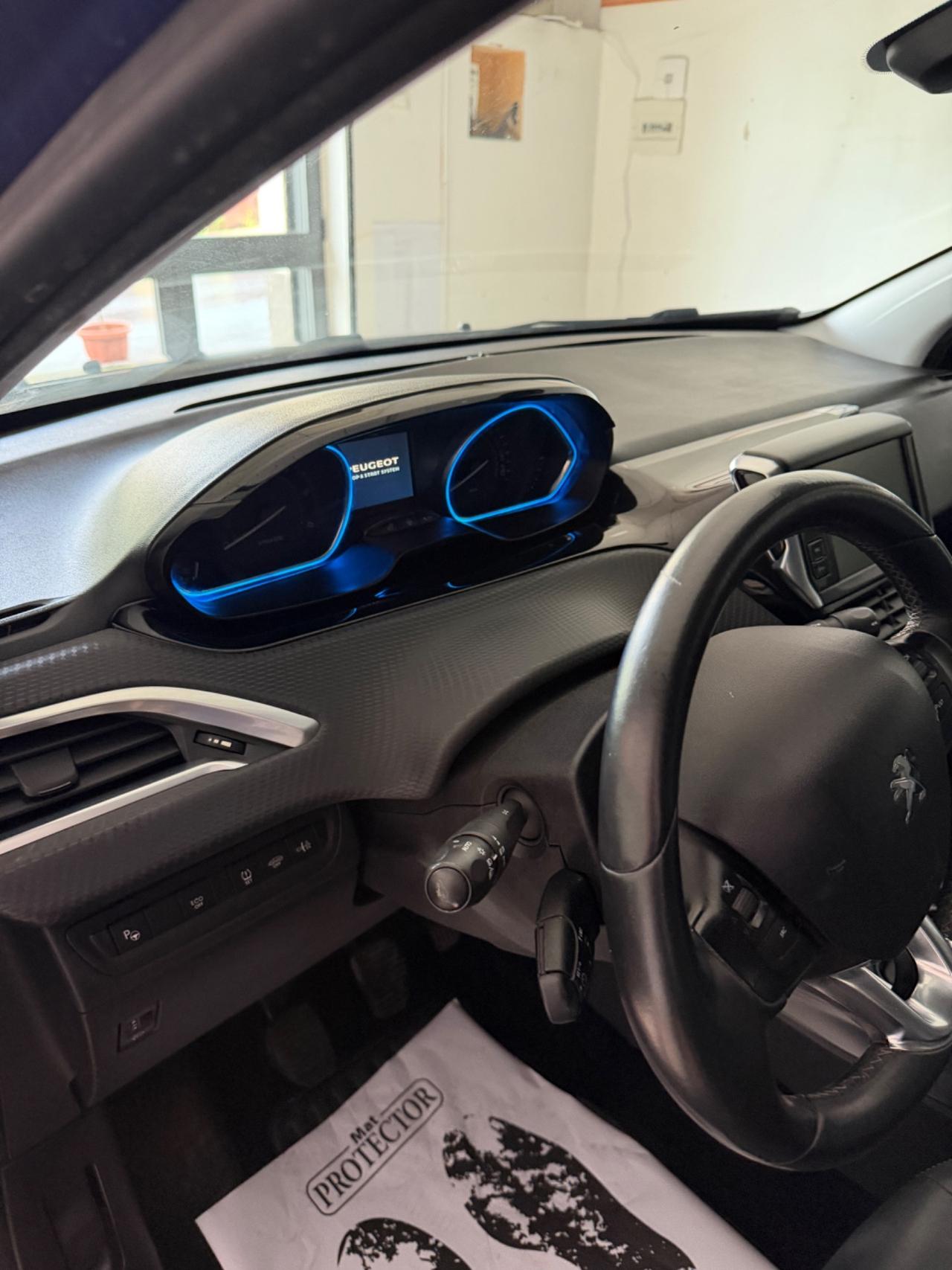 Peugeot 2008 1.6 e-HDi 115 CV Stop&Start Féline