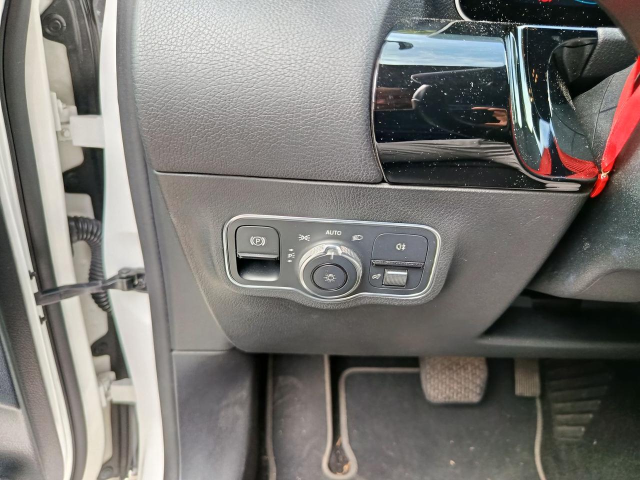 Mercedes-Benz B 180 Sport B 180 D #12061
