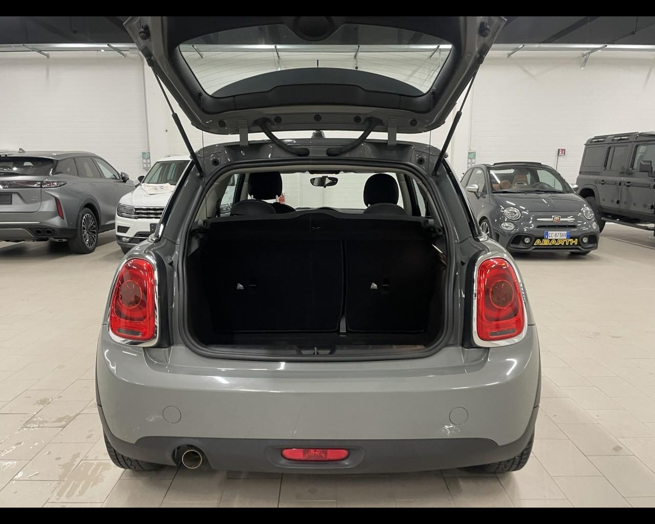 MINI Mini 4ª serie (F56) - Mini 1.5 One 75 CV