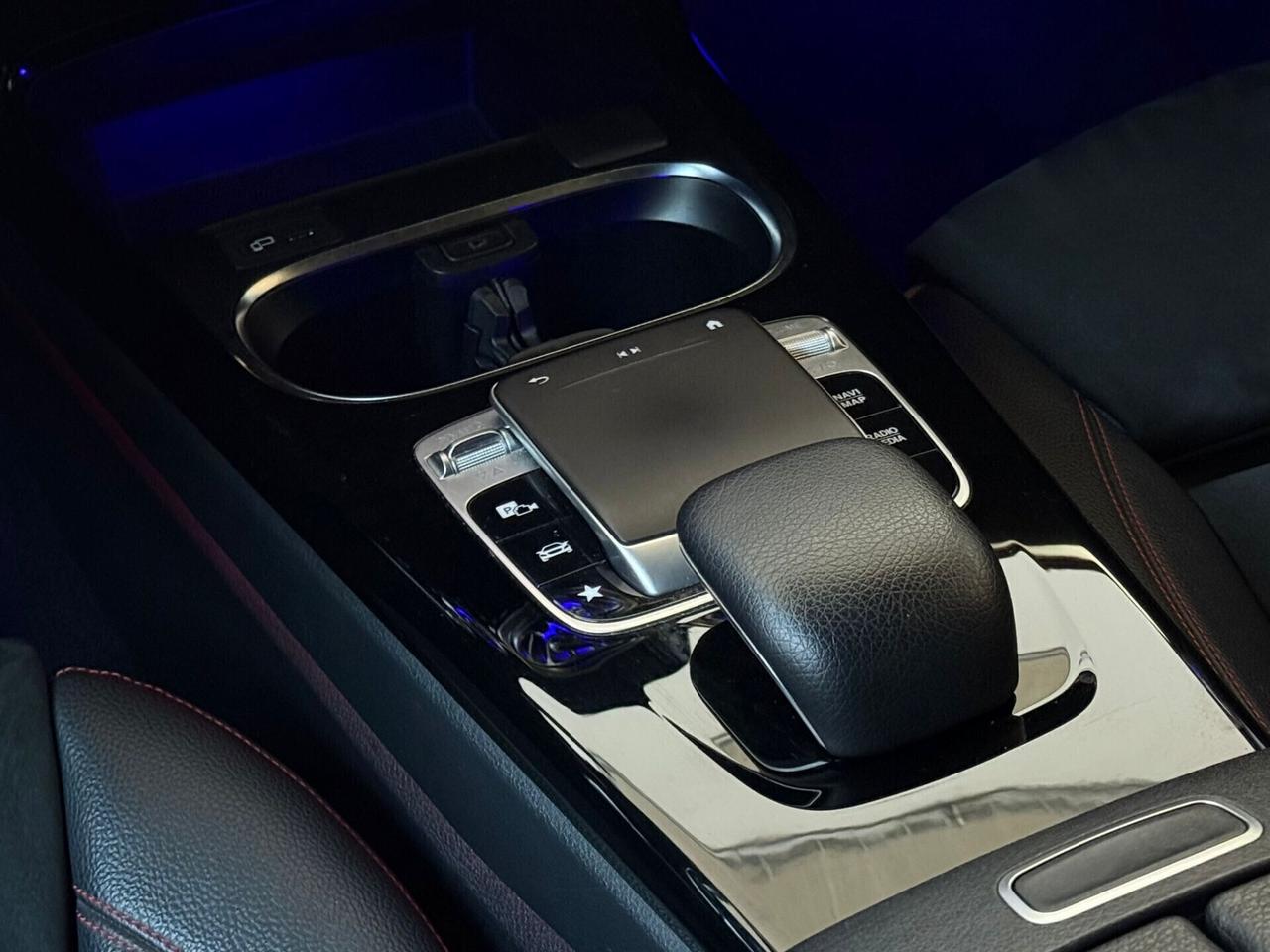 Mercedes-benz A 180 Premium AMG 64 colori*Multibaeam*Burmester