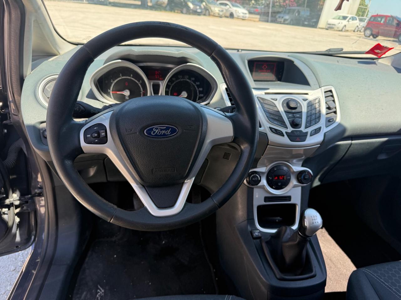 Ford Fiesta Titanium 1.2 Benzina Metano NEOPATENTATI