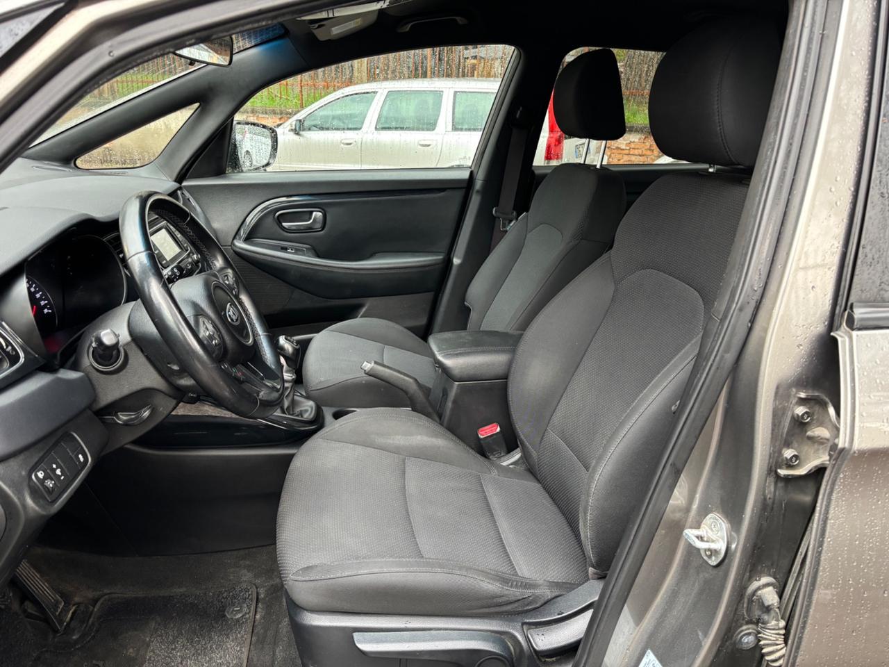 Kia Carens 1.7 CRDi 141 CV Platinum