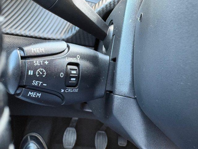 PEUGEOT 208 BlueHDi 100 S&S Active