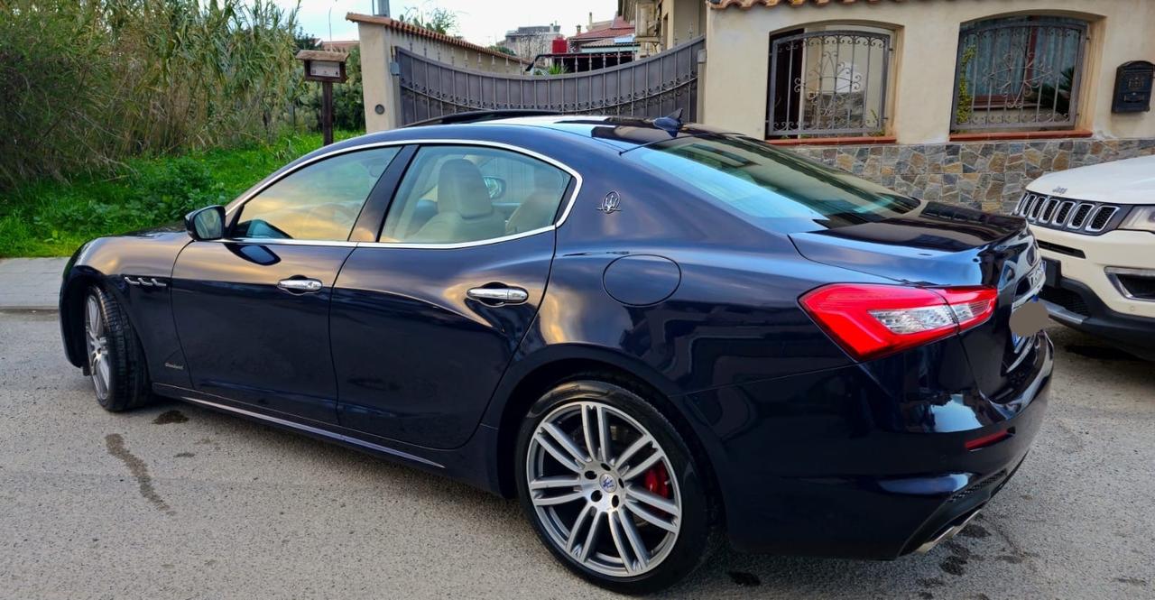 Maserati Ghibli V6 Diesel 275 CV Gransport