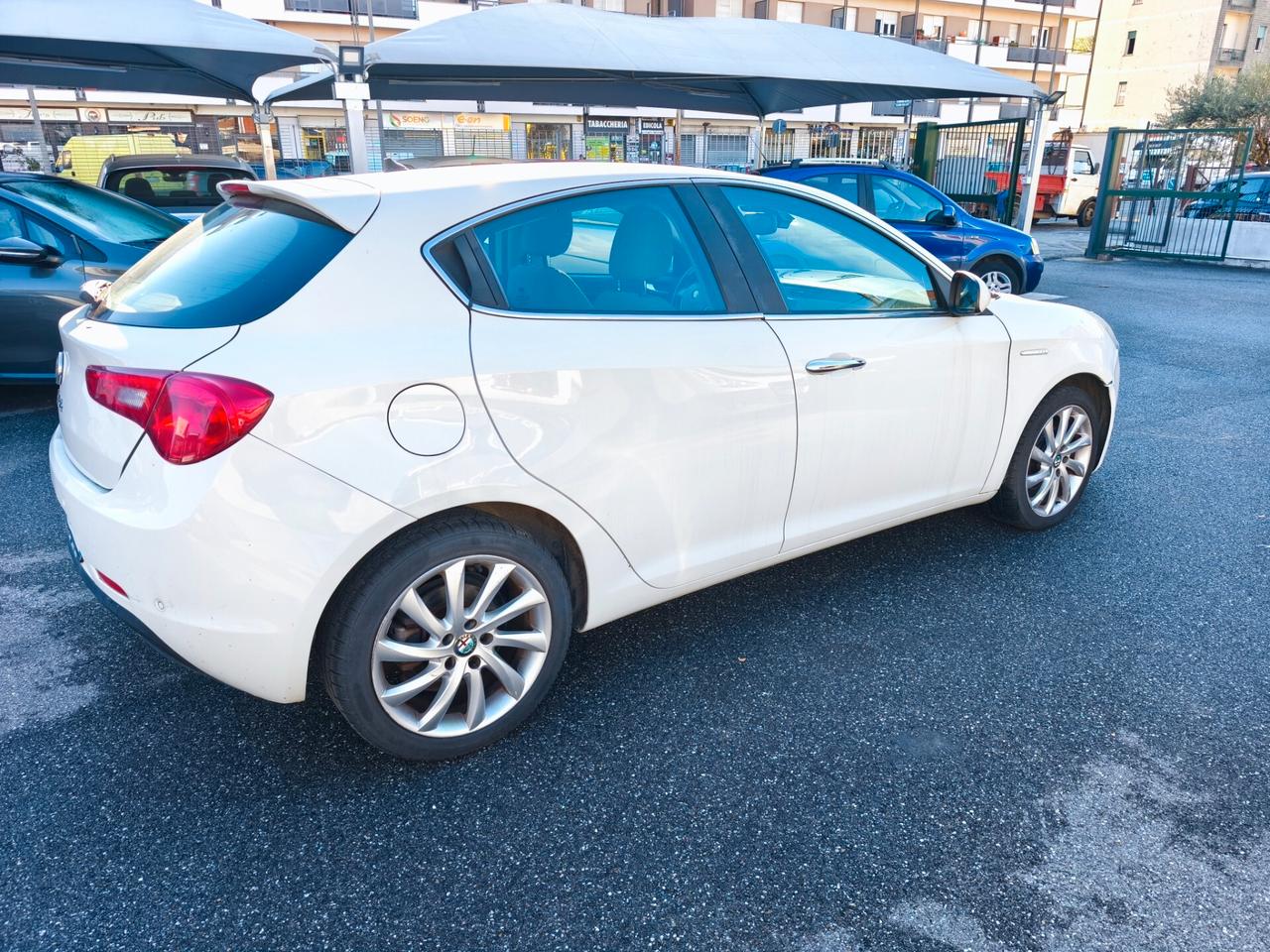 Alfa Romeo Giulietta 1.6 JTDm-2 120 CV Distinctive