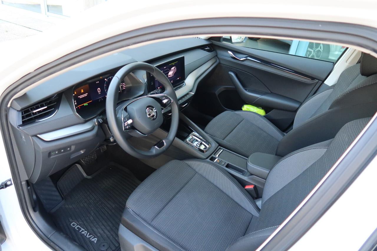 Skoda Octavia 1.5 G-TEC DSG Wagon Style