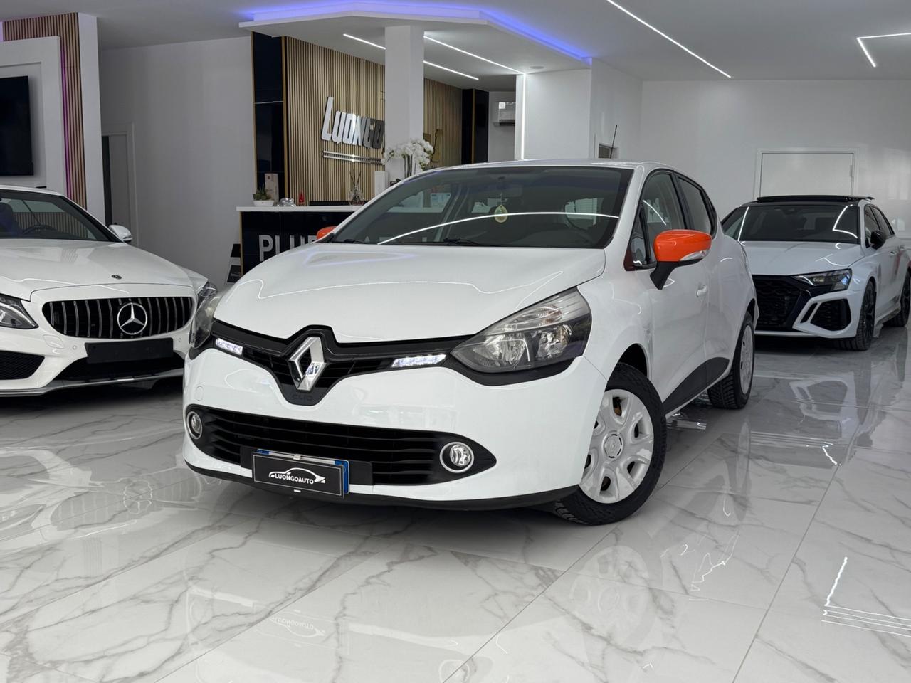 Renault Clio 1.2 75CV GPL Costume National Full Opt