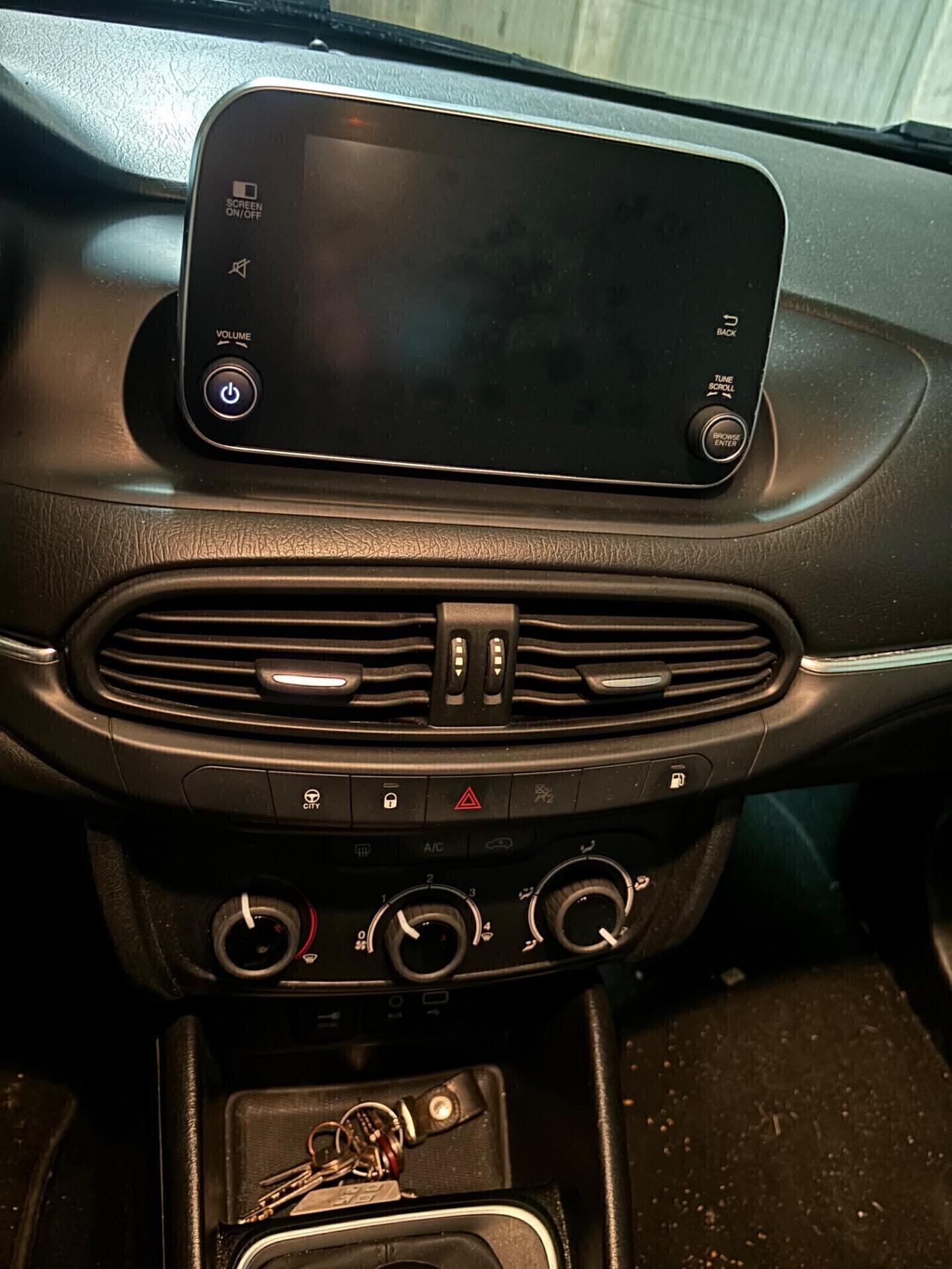 Fiat Tipo 1.4 T-Jet 120CV GPL SW Lounge