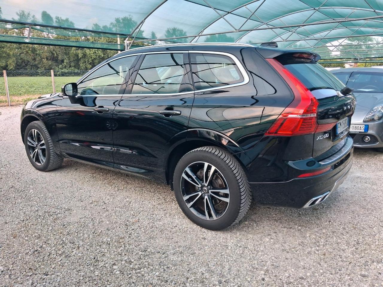 Volvo XC60 2.0 d4 Business awd geartronic my18 STYLING KIT